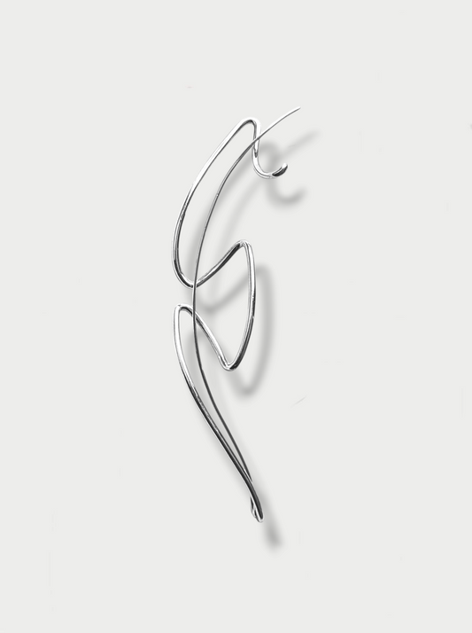 Anthony Was Here experimental silver (925) brooch, simple fluid design against a white background